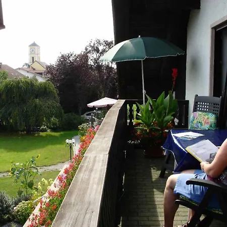 Apartament Kreuzer Lydia *